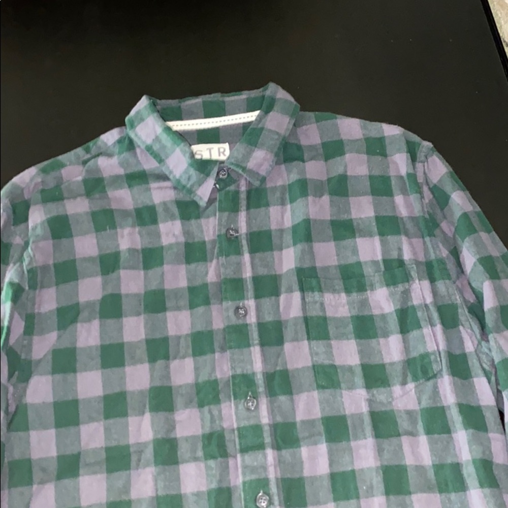 Green FLANNEL! Perfect season for this one